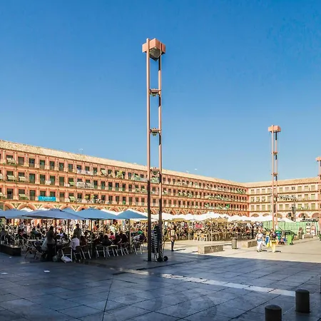 公寓 2 Bedroom Lovely In 科爾多瓦