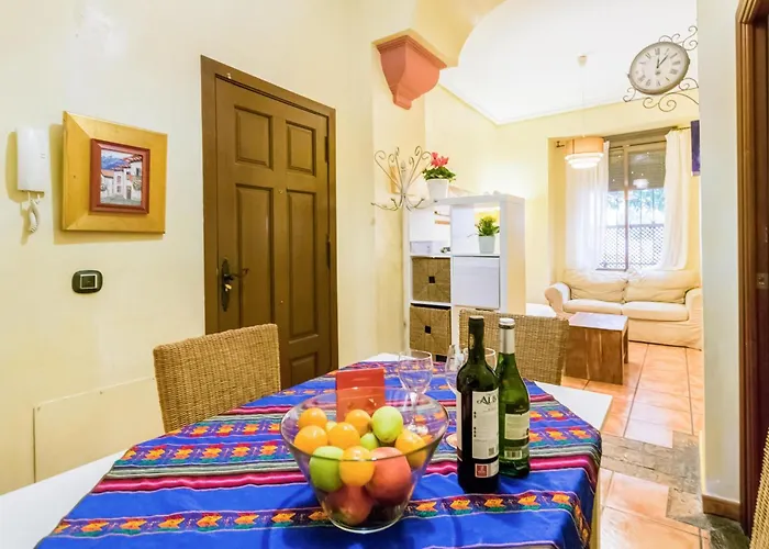 Διαμέρισμα 2 Bedroom Lovely In *