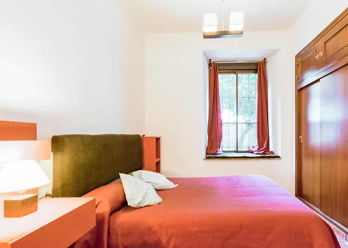 דירה 2 Bedroom Lovely In