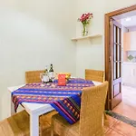 2 Bedroom Amazing In Apartamento